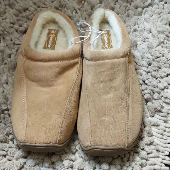 New Fireside Tan‎ Women's size 9 sherpa lined suede slipper hard sole - Picture 1 of 5